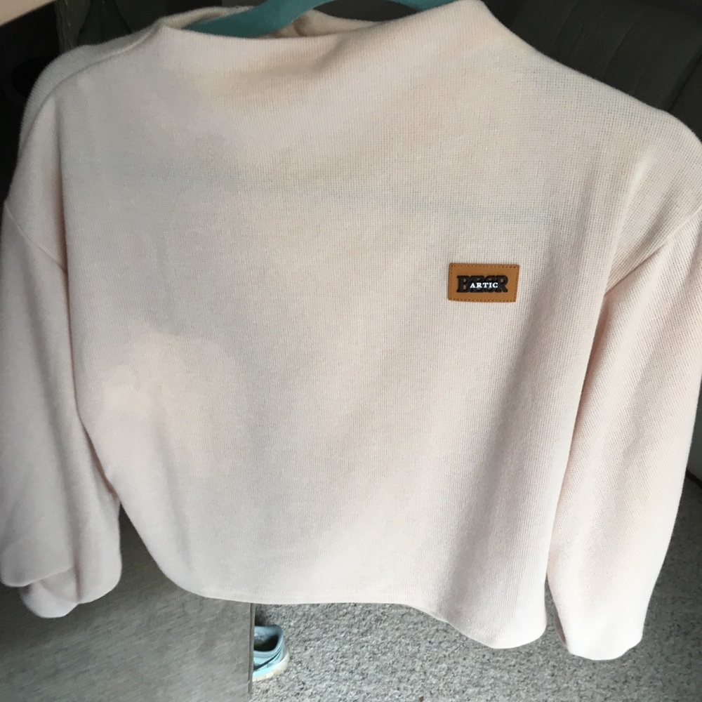 Arctic bear sweater
